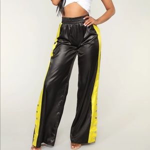 Fashion Nova Joggers